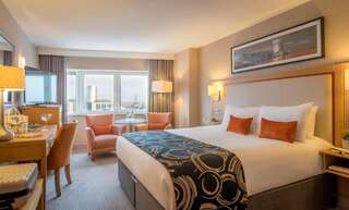 Отель Clayton Hotel Limerick Лимерик Улучшенный двухместный номер с 1 кроватью и видом на реку-3